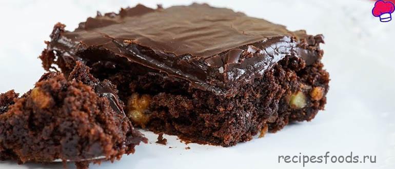 Быстрый шоколадный пирог Брауни с орехами